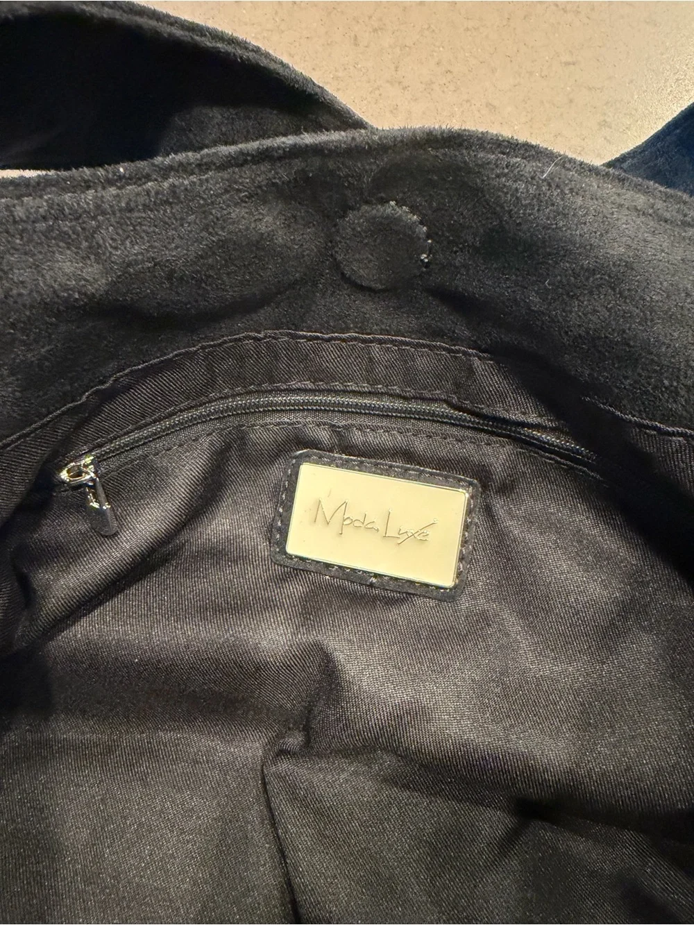 NWT Moda Luxe Dahlia Hobo Bag Black